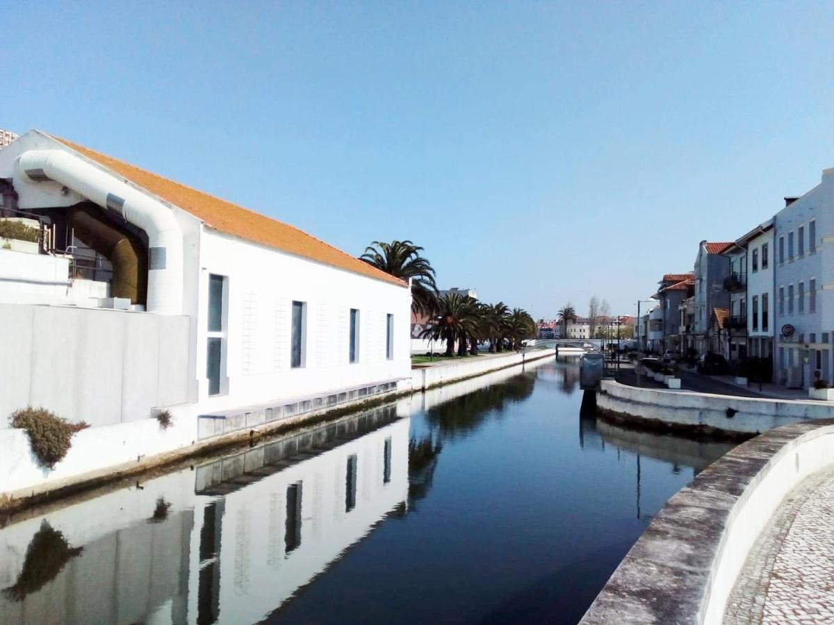 Aveiro, Ria e Arte Exterior foto